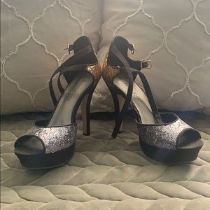 Madden Girl Sparkly Platform Pumps
